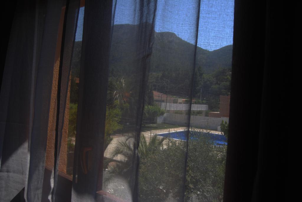Hostal Braseria Tivissa Exterior foto